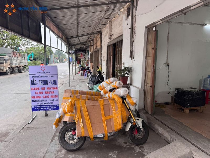 Đơn vịn vận chuyển xe máy từ Sài Gòn ra Hà Nội uy tín