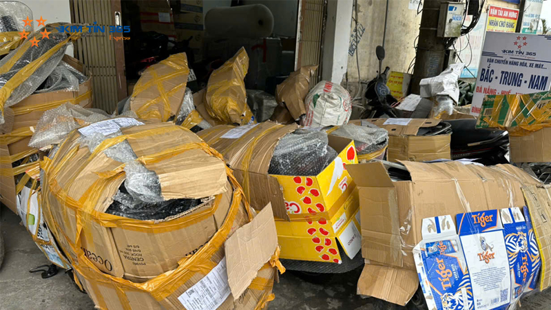 Bảng giá gửi xe máy từ Sài Gòn ra Hà Nội