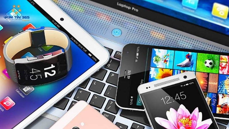 Những thiết bị không nên để trong cốp xe