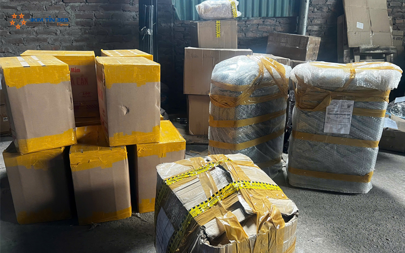 Gửi hàng tại kho hoặc điểm tập kết sẽ giúp giảm chi phí giao nhận tận nơi