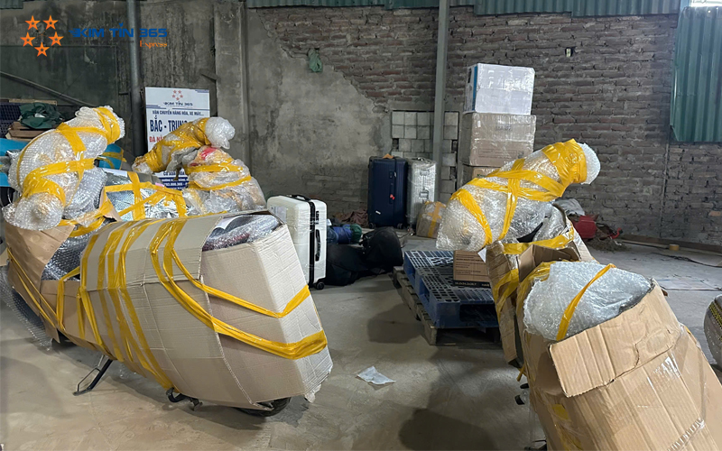 Phí gửi xe máy từ Sài Gòn ra Hà Nội hiện nay